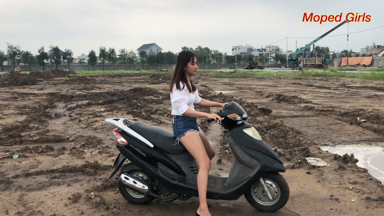 Collection Stuck and Crank Bike Girl