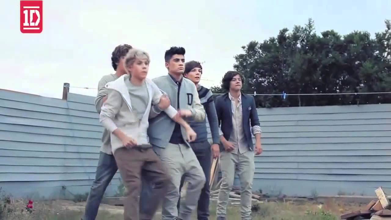 Zayn And Louis Funny Moment♥(One Direction Photoshoot Behind The Scenes)