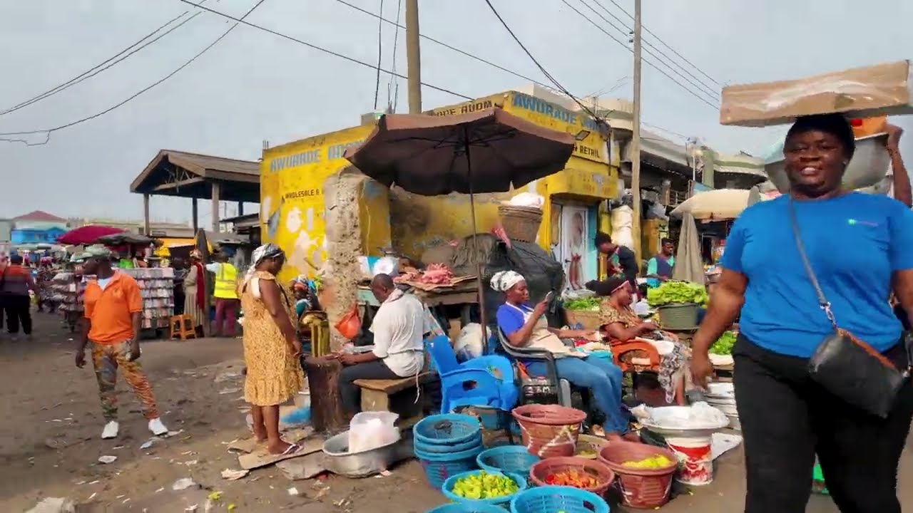 BIG AFRICA MARKET DAY GHANA ACCRA MAKOLA