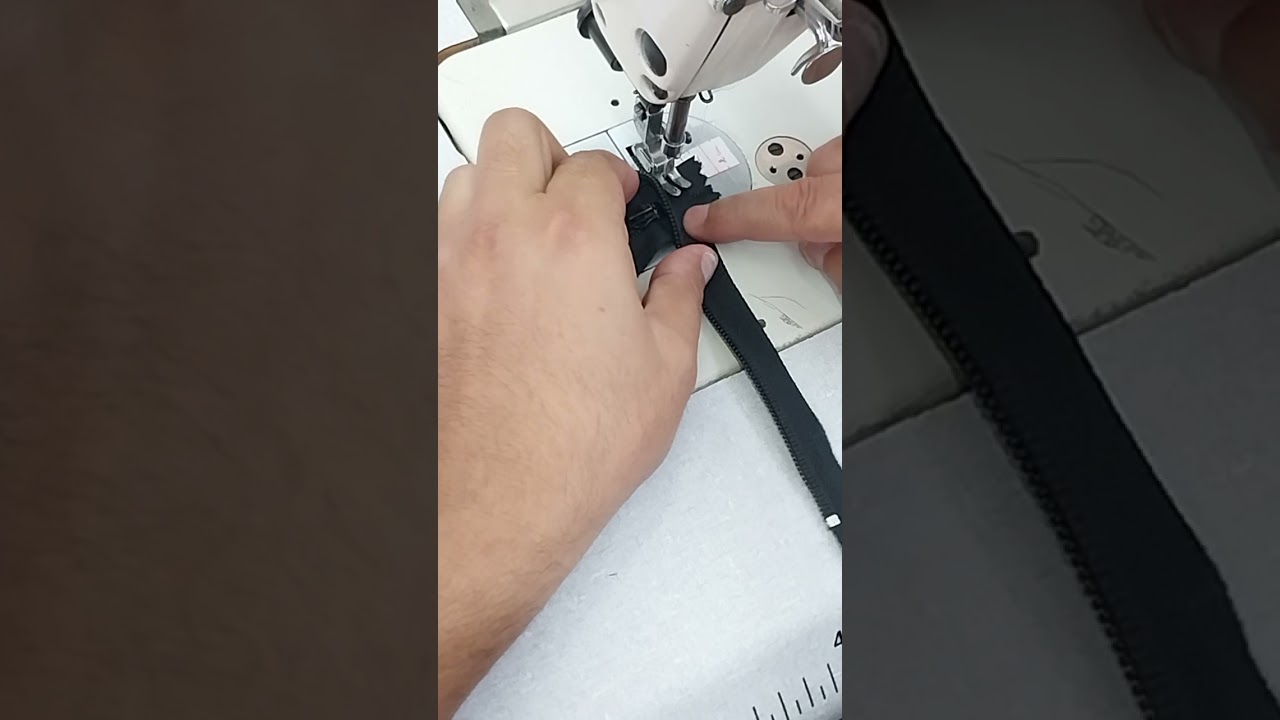 porte monnaie avec une fermeture à glissière