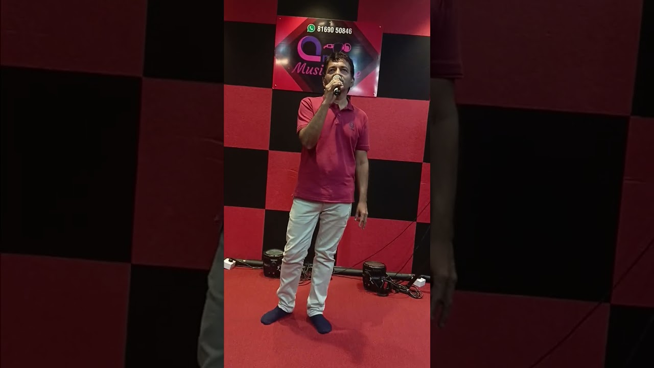 Kabhi Kabhi mere dil mein by Mukesh