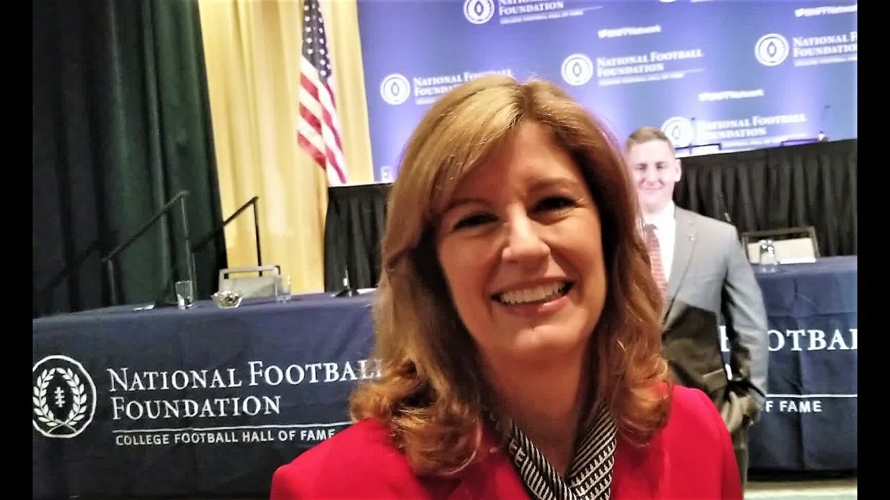 Kathleen Murphy of Fidelity at NFF Scholar Athlete Press Conf.