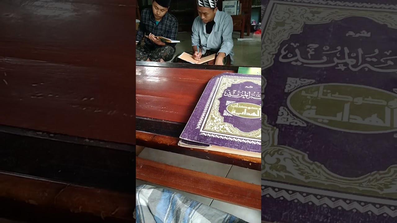( قوله الحمد لله الخ) قال النووي رحمه الله تعالى يستحب في ابتداء الكتب المصنفة 