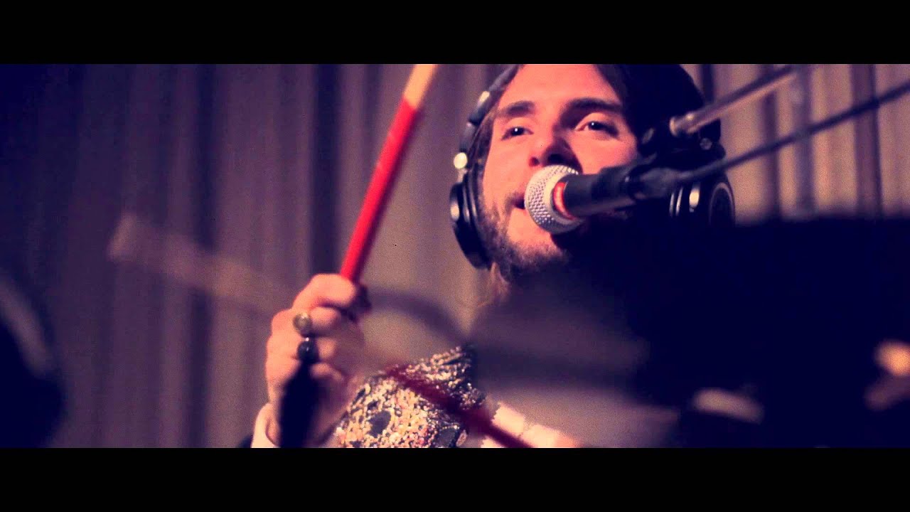 The Family Rain - On My Back [Live From Hansa Studios]