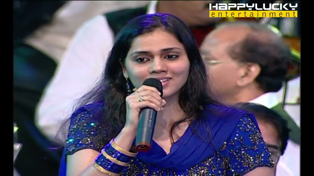 Aapki Nazron Ne Samjha by Nihira Joshi Live HappyLucky Entertainment