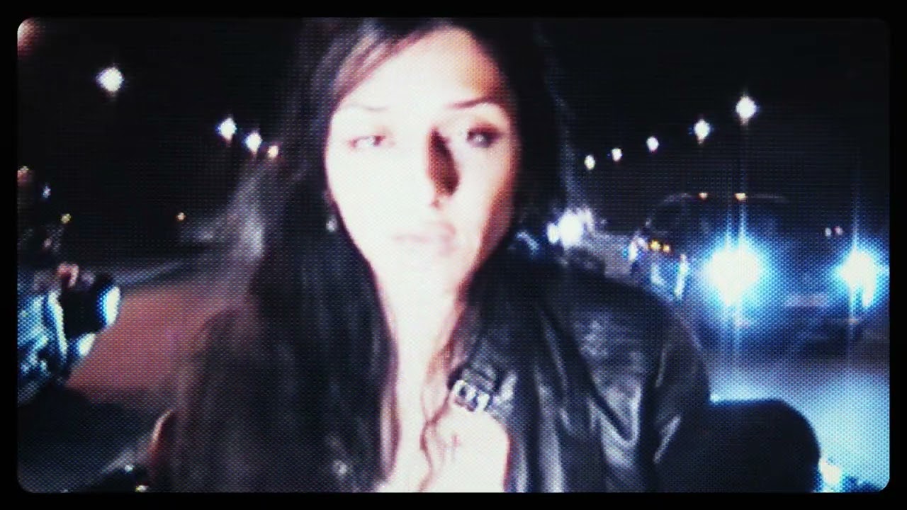 Sofie Royer - AUTO (official video)