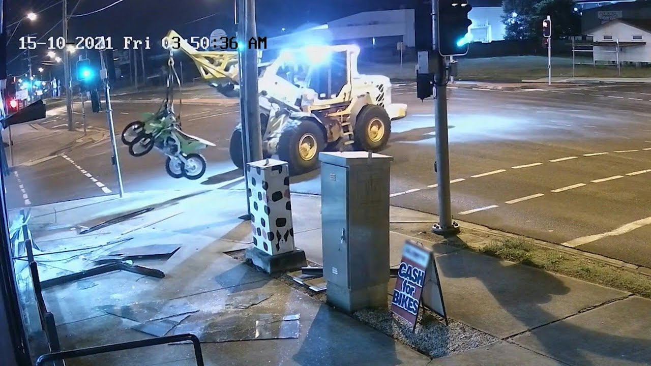 Australian police chase tractor used in daring bike shop ram raid | AFP