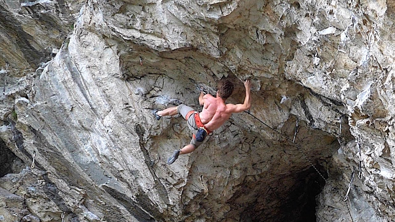 Schlauch bzw. Delikatessen 8b / 5.13d (Huatluckn, Grazer Bergland) | Uncut Ascent