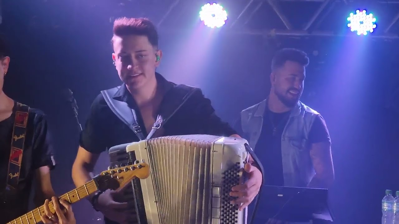 Bailaço em Livramento Você Volta,Falando em saudade e Implorando pra Trair.