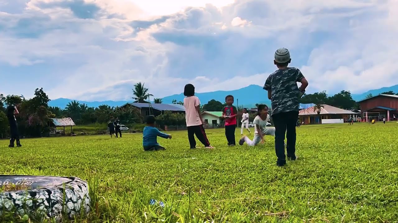 Suatu Petang Di Kampungku