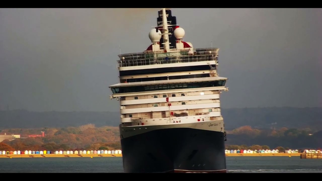 Queen Victoria passing our static cam leaving Southampton for Amsterdam