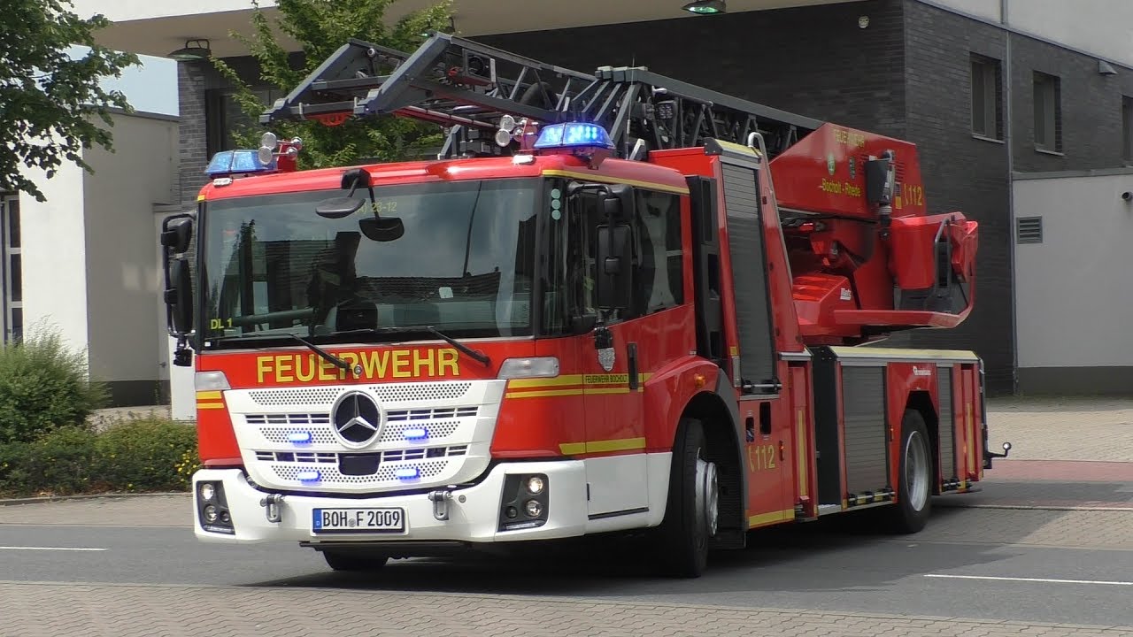 [Neue Drehleiter] HLF und neue DL Hauptamtliche Feuerwache Bocholt