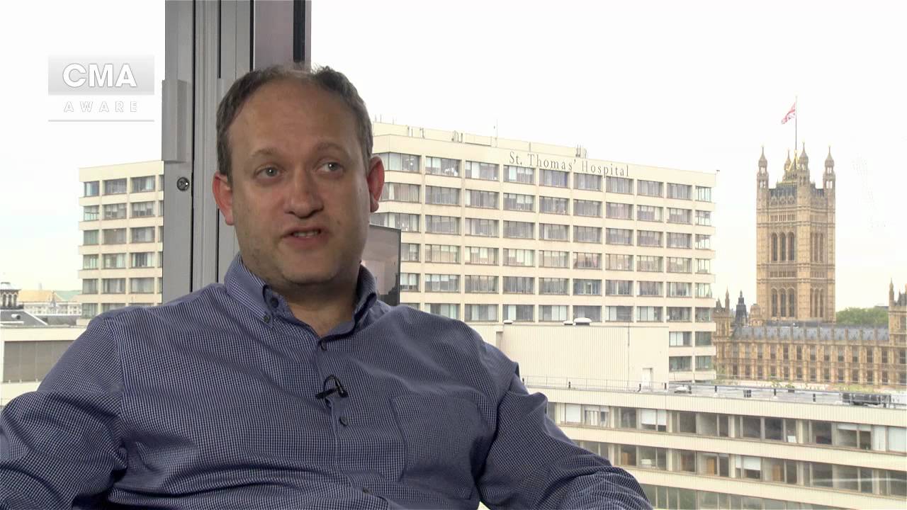 Dr Adam Fox - What symptoms are related to cows' milk allergy?