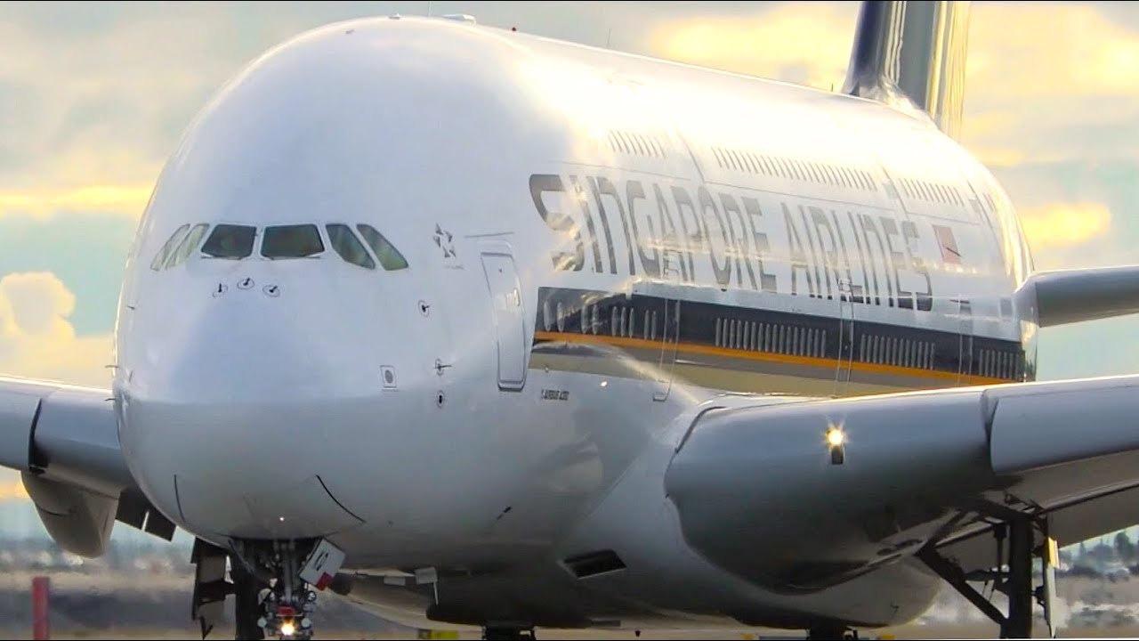 10 SUPER CLOSE UP TAKEOFFS | A340 A380 787 | Melbourne Airport Plane Spotting