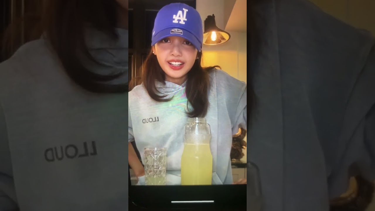 lisa is live on bubble making lemonade🍋💦🍋💦