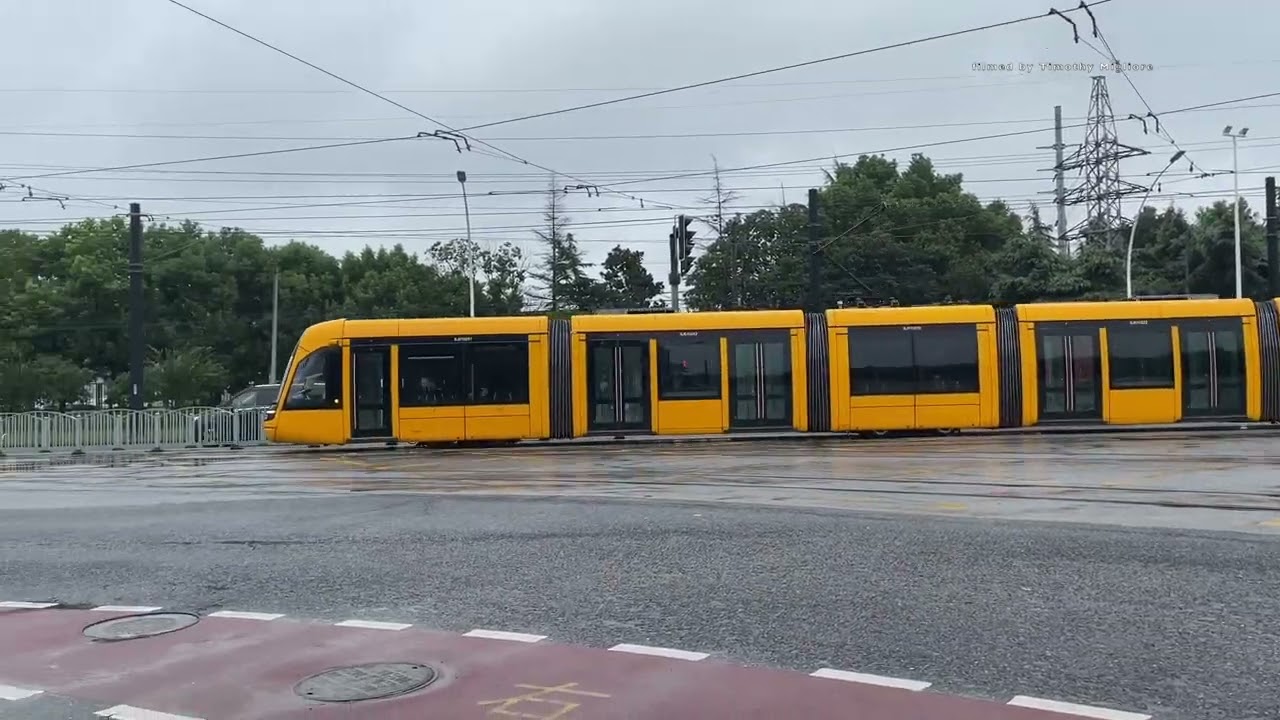 The Only Lightrail/Tram in Shanghai, China 2023 - Songjiang - 松江有轨电车