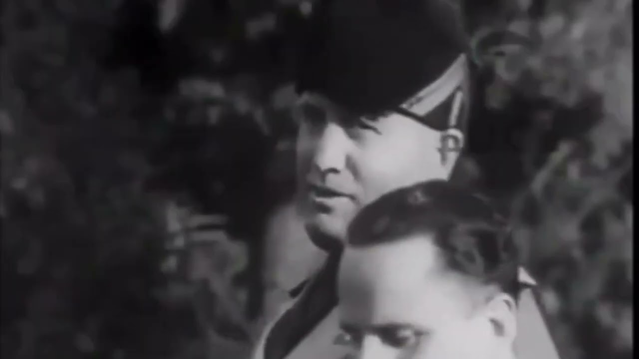 DUCE DUCE DUCE - con varie immagini del regime