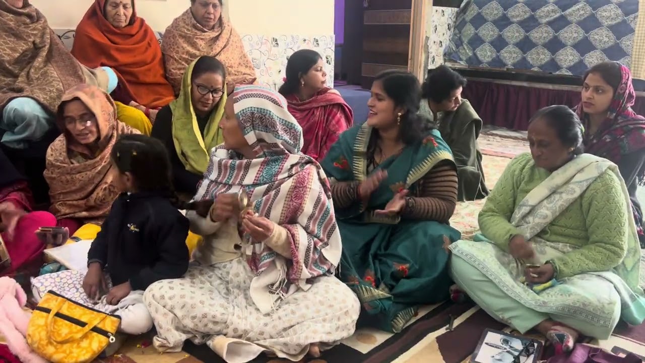 गुरु भजन गुरु तेरा प्यार है ऐसे आकाश में उड़ने वाले अनल के जैसे हमारी सखियों ने सुंदर 🥰 भजन गाया है 