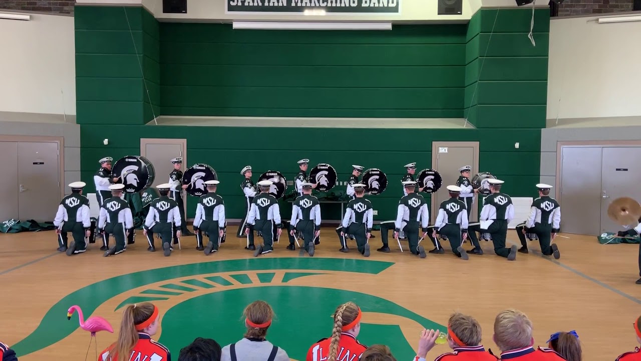 2019 MSU Drumline - 11/9/2019 - Third Quarter Cheer