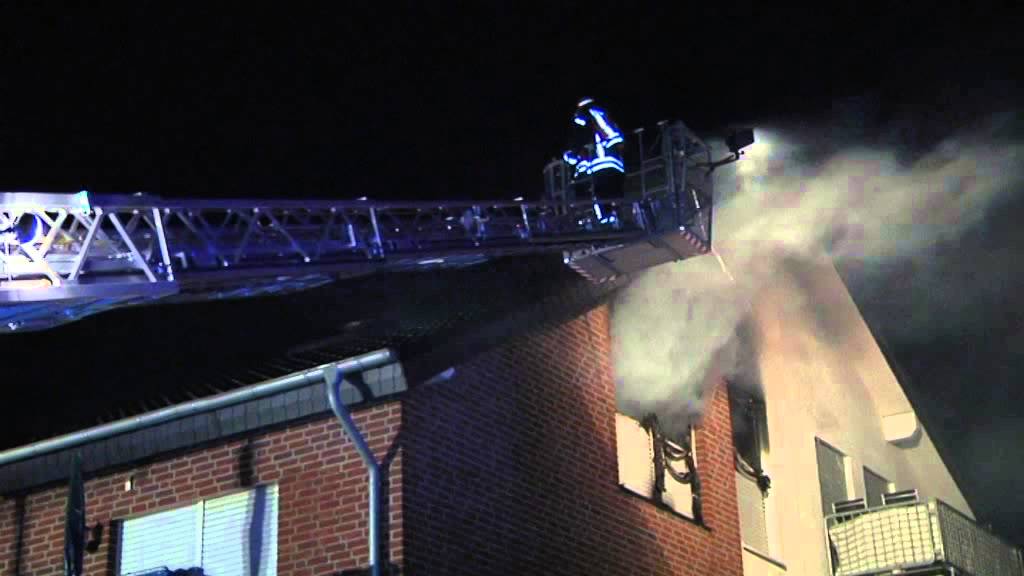 Feuerwehr rettet mehr als 20 Bewohner in Bocholt