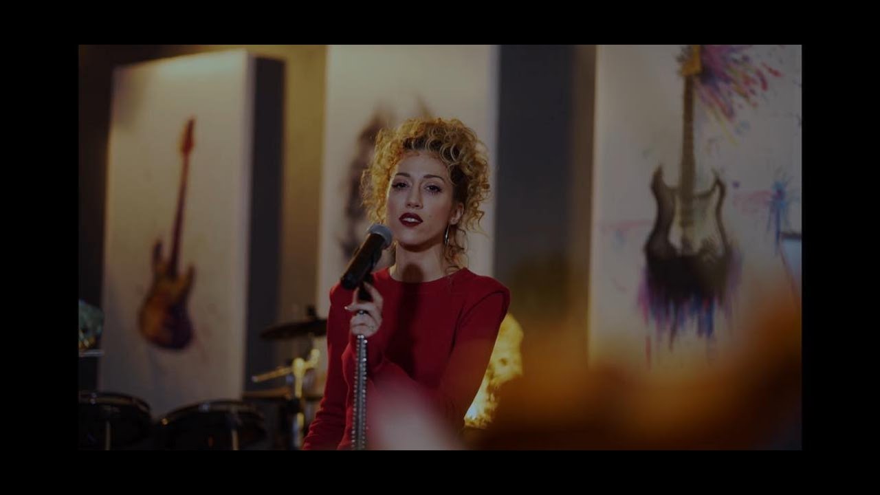 Αναστασία Βασιλειάδου I Εσένα μόνο, Πρώτη αγάπη, Απόλυτο κενό, Ο τελευταίος σταθμός