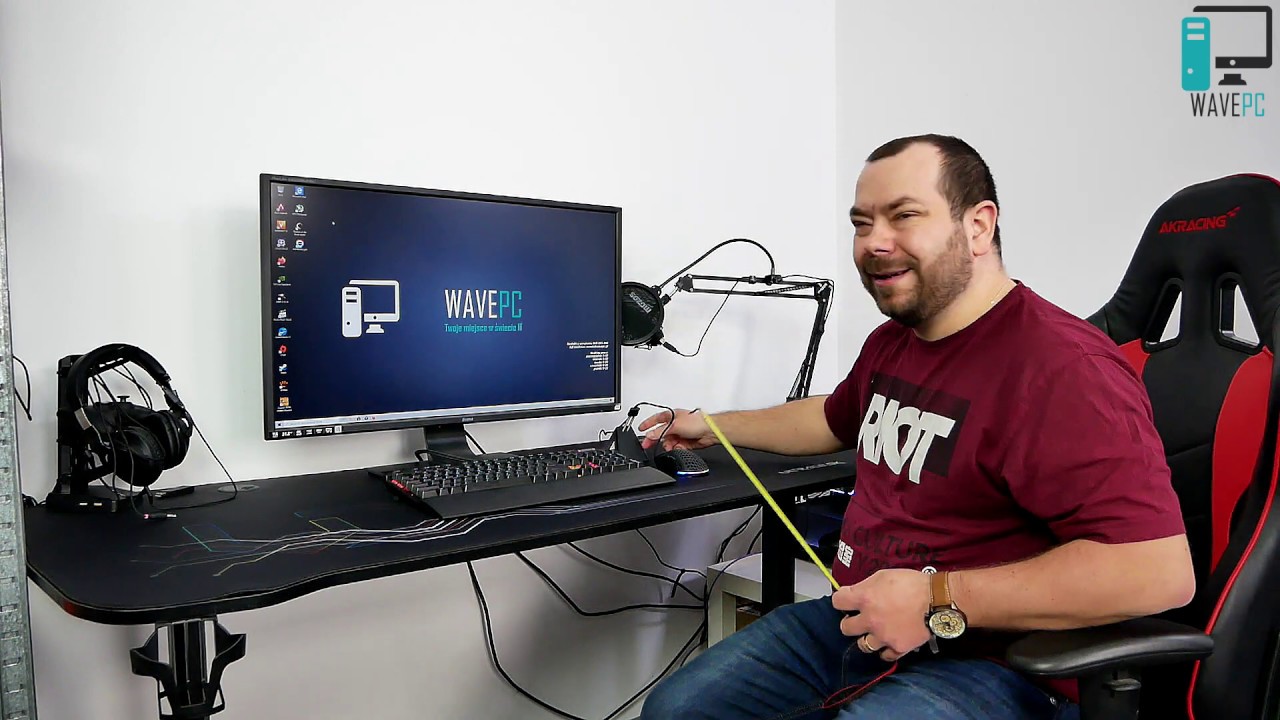 Ultradesk GRAND! Biurko dla graczy i serwisu?