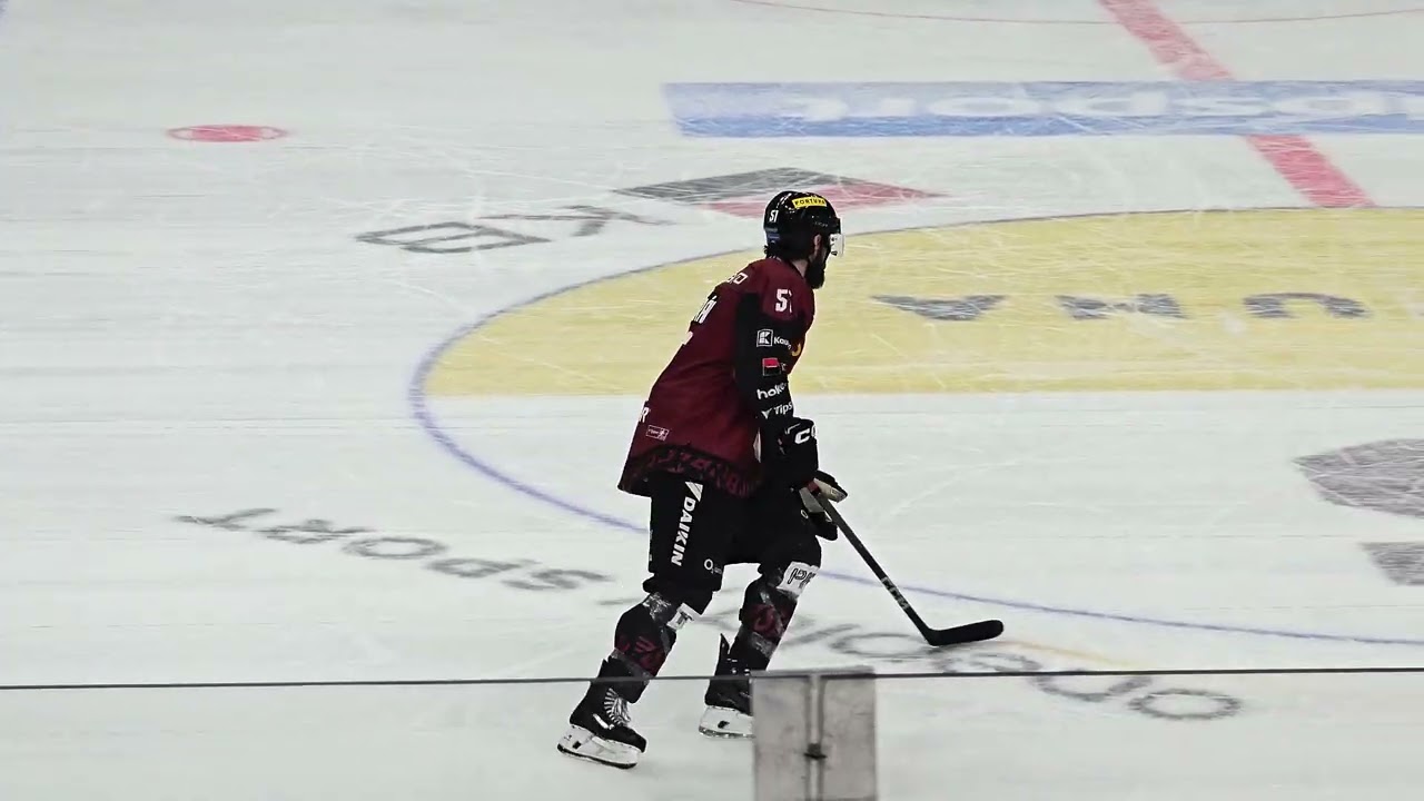 HC Sparta Praha vs. Dynamo Pardubice - samostatn&eacute; n&aacute;jezdy