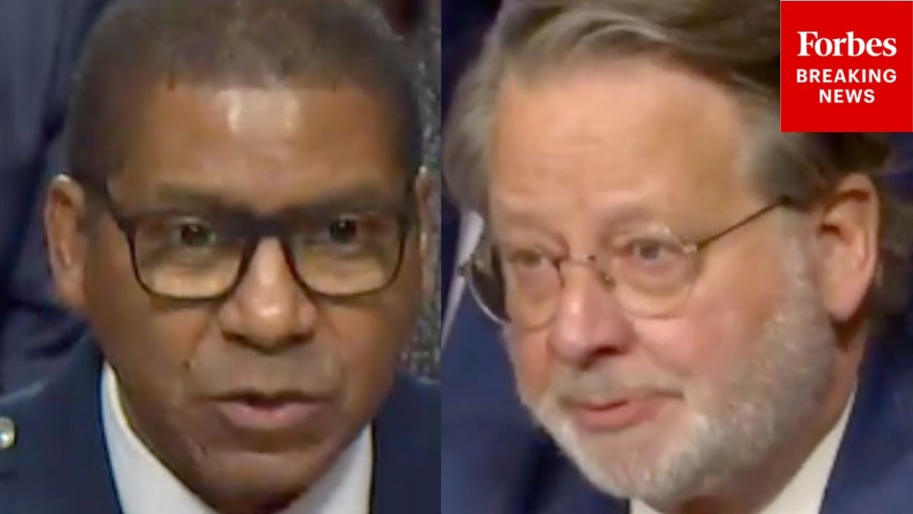 «Ведете ли вы переговоры с командующим Центральным командованием?» — Питерс спрашивает генерала о...