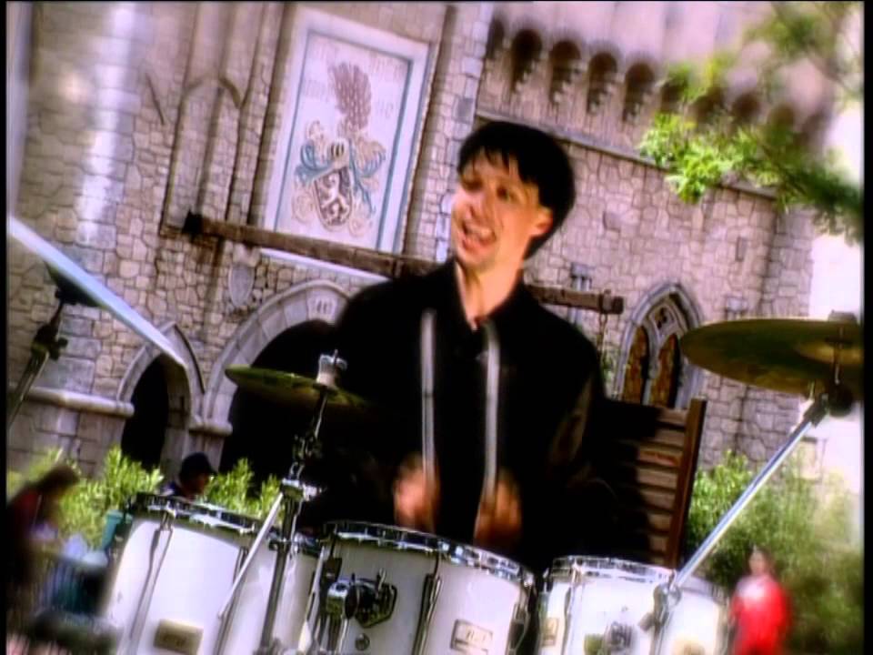 Kingston - Lunapark (Official Video)