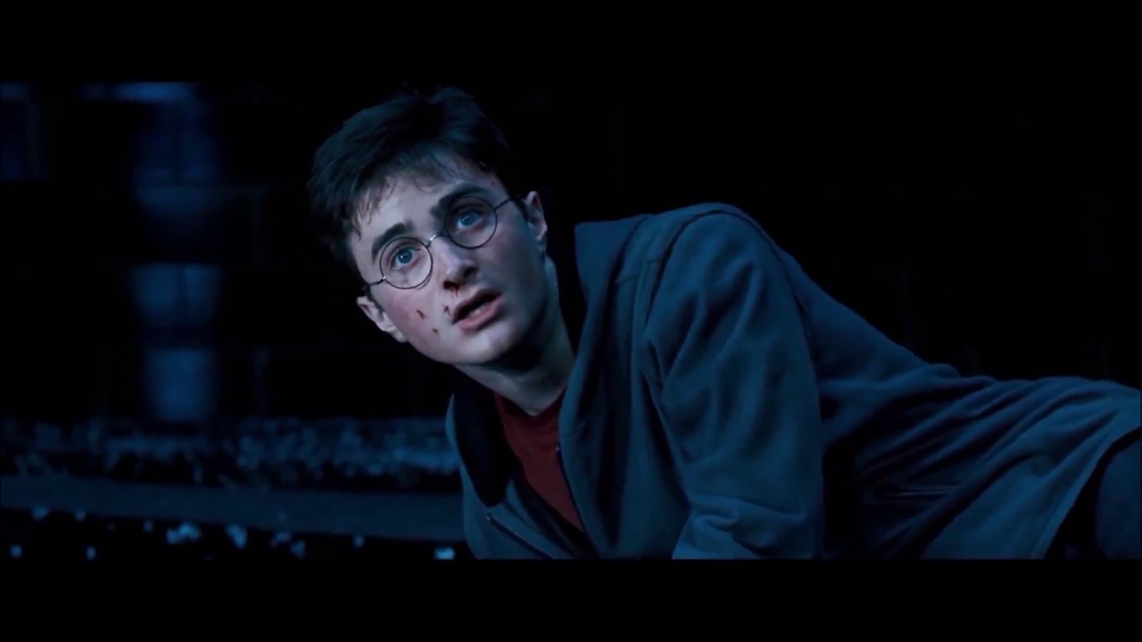 Voldemort vs Dumbledore - Battle of the Heroes