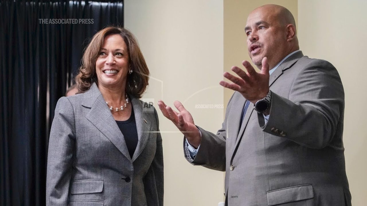 Hispanic women view Harris more positively than Hispanic men AP-NORC poll shows