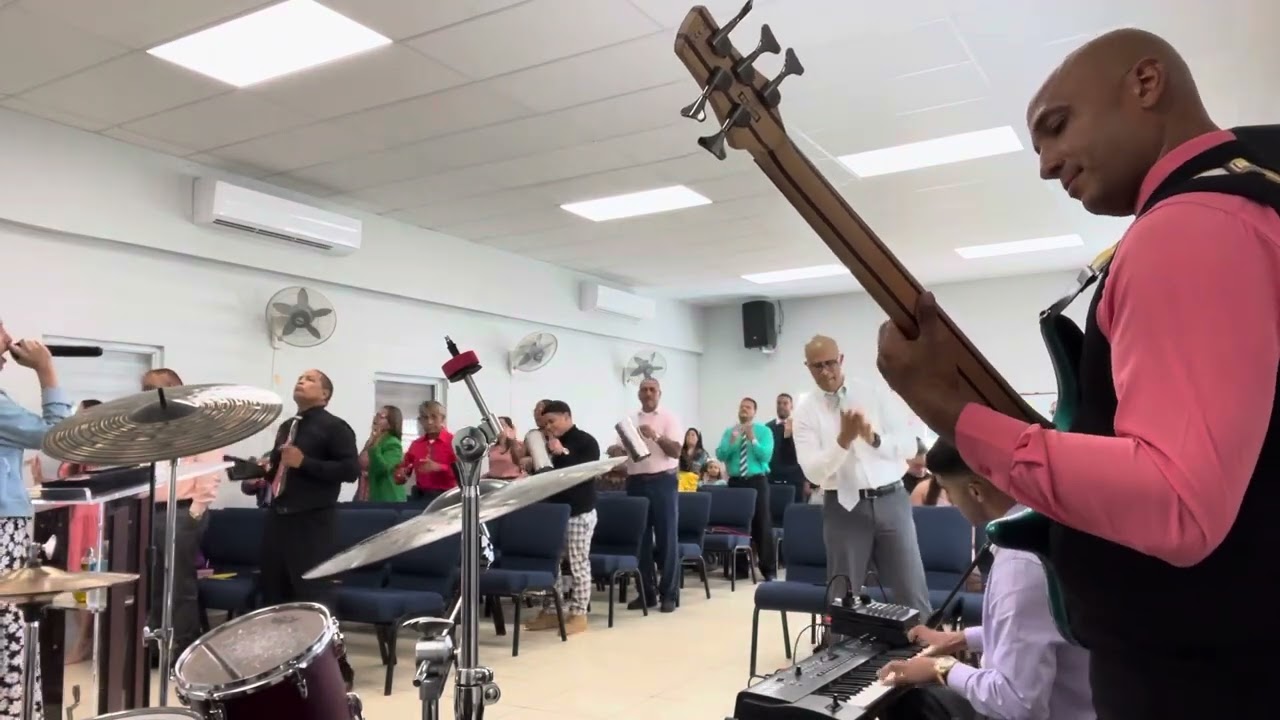 Coro Pentecostal ( En el año 16 llegaron los pentecostales)