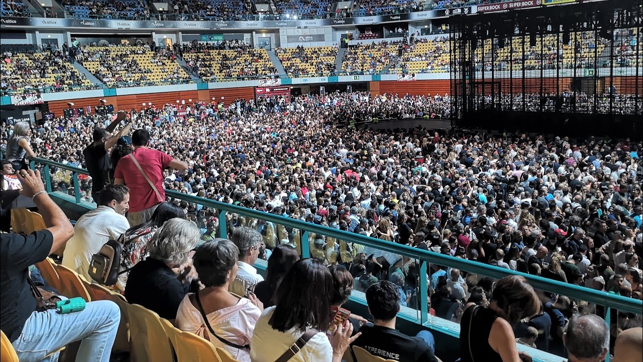 U2 - Altice Arena LISBOA 2018 -  O PÚBLICO do CONCERTO de SEGUNDA FEIRA - 17 Setembro 2018