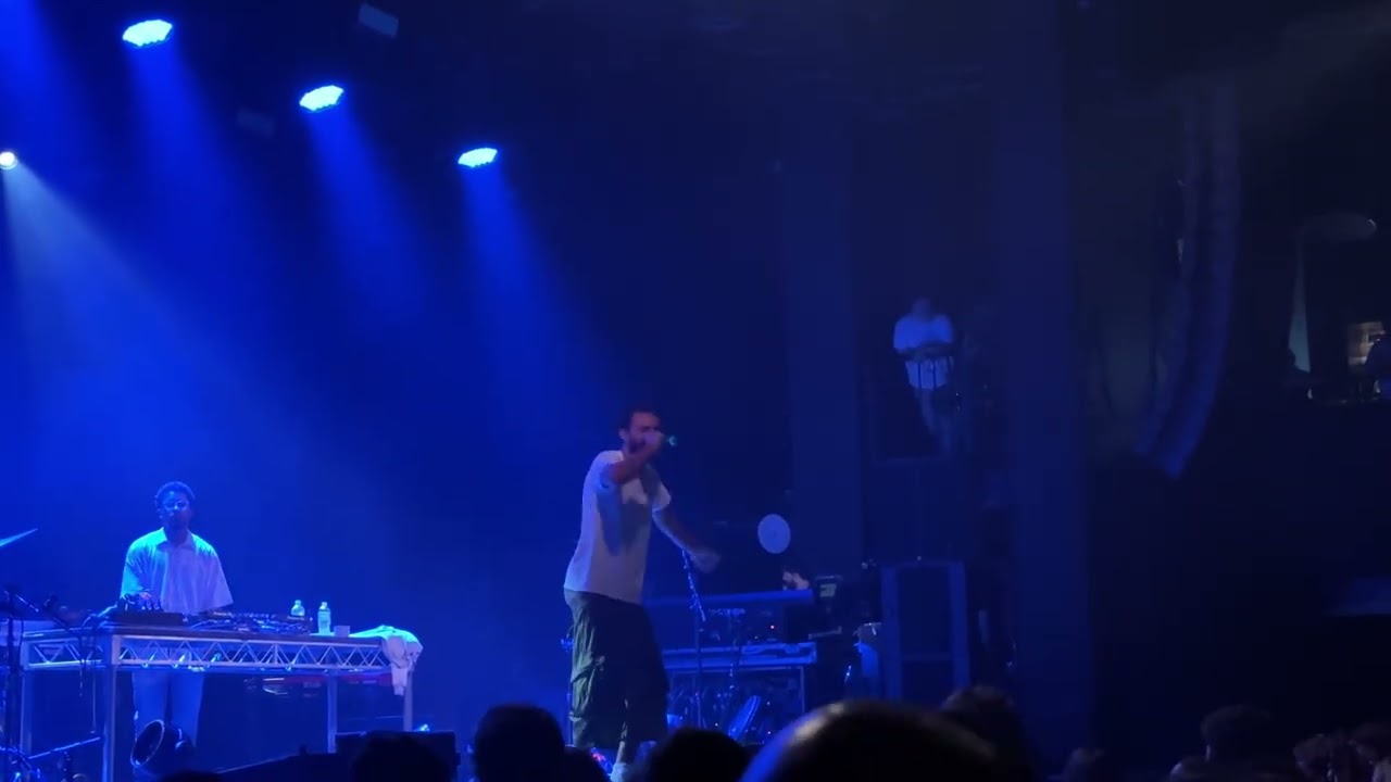 Navy Blue - La Noche (Live @ The Fortitude Music Hall, Brisbane)
