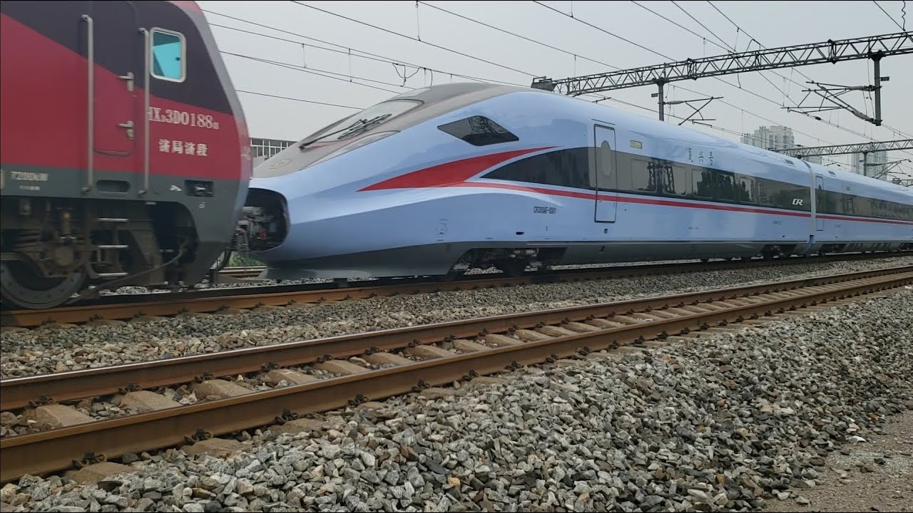FuXing Train CR300AF deliver to Beijing