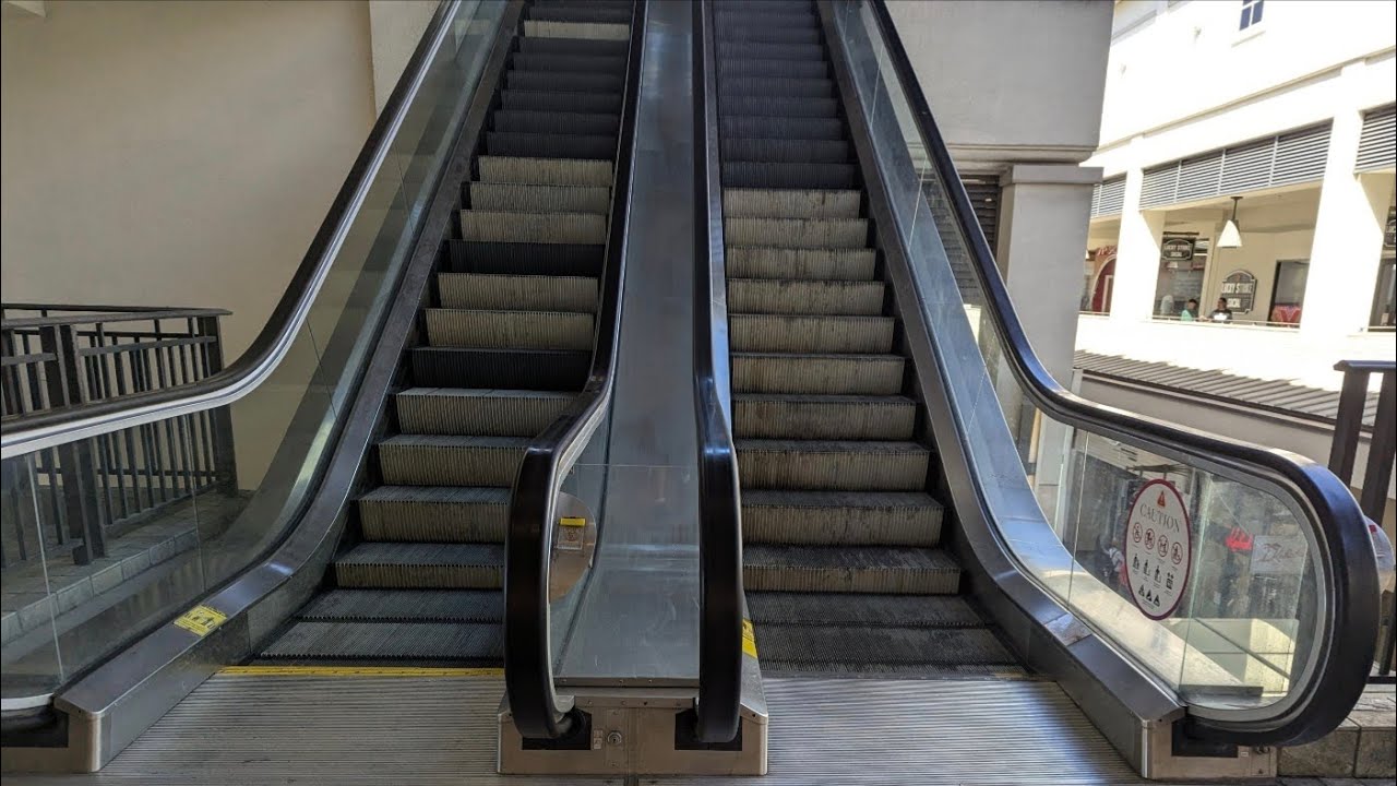 Slow Montgomery Escalators (Set 1) - Ala Moana Center - Honolulu Hawaii