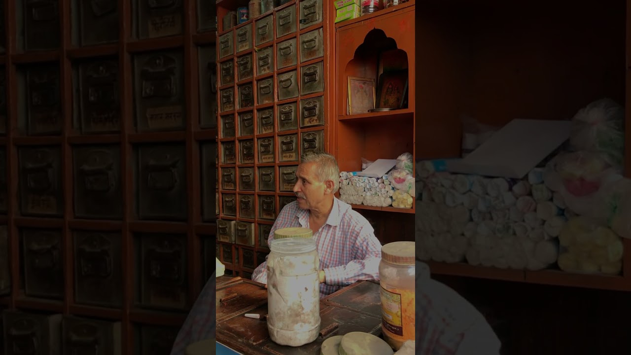 Минеральные краски для тханки: Рынок Кангра | Гималаи