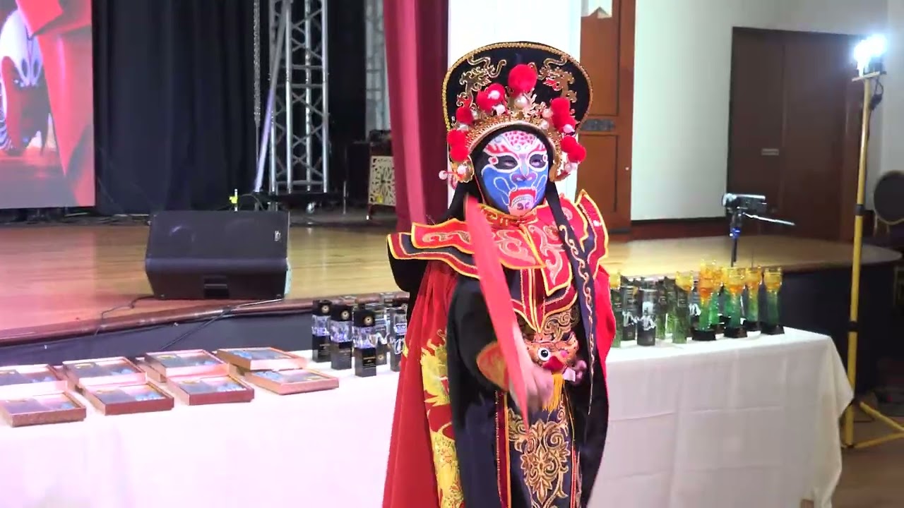 陈连红 魔术与变脸