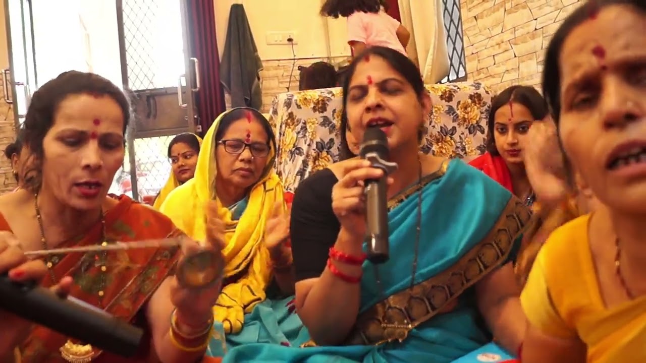 मेरी मां काली आएगी दोनों हाथ बजाओ ताली। कालका माई भजन। Meri Man Kali aaegi ~ bhajan neema kandpal, 
