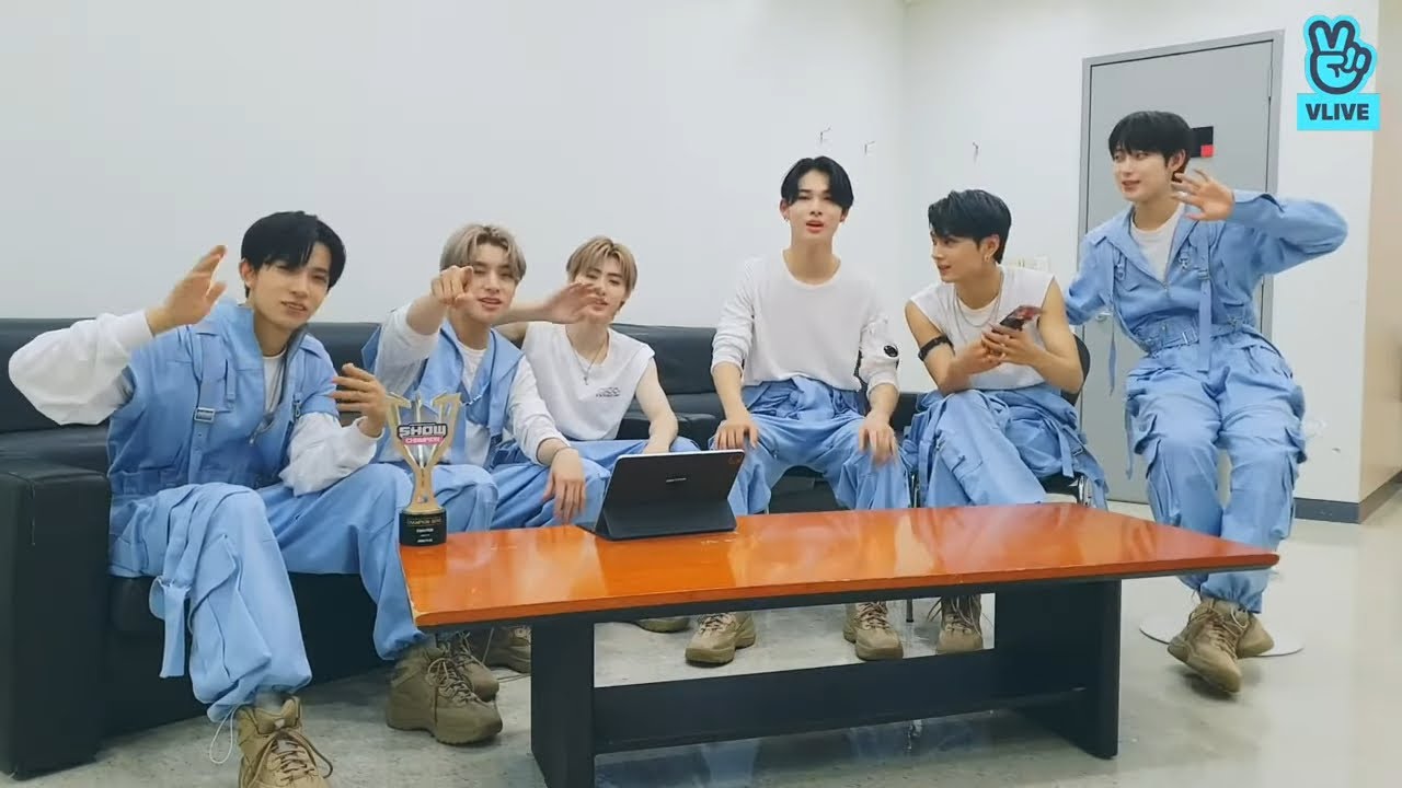 [ENG SUB] ENHYPEN LIVE VLIVE (2022.07.13) ENHYPEN VLIVE