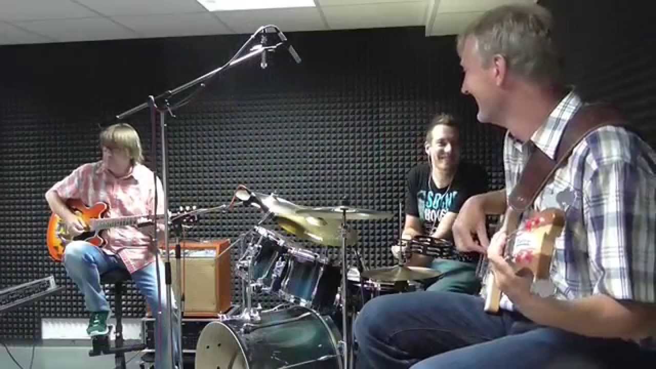 The Night Before -The Beatles (Guitar/ Bass/ Drums - Cover)