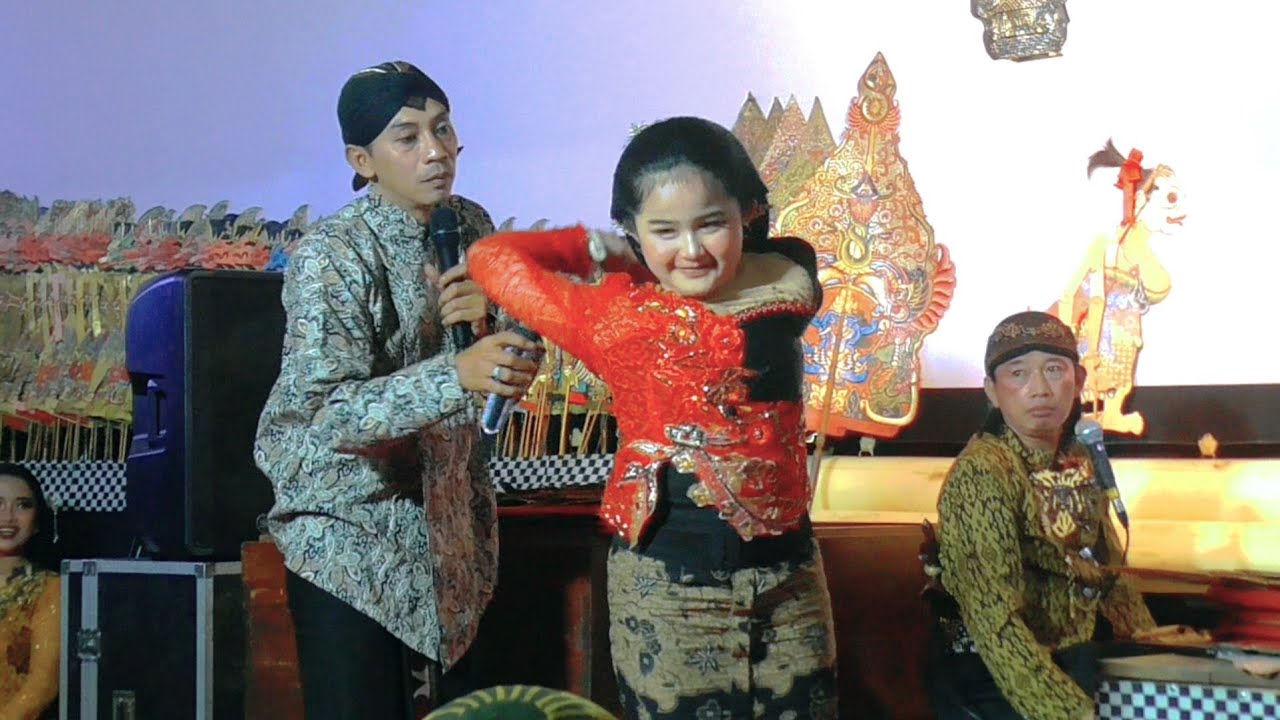 SINDEN CILEK LEGHIT TUNJUKAN KEISTIMEWANYA BIKIN JOKLUTUK MELONGGO PENGKOL KAUMAN PONOROGO 