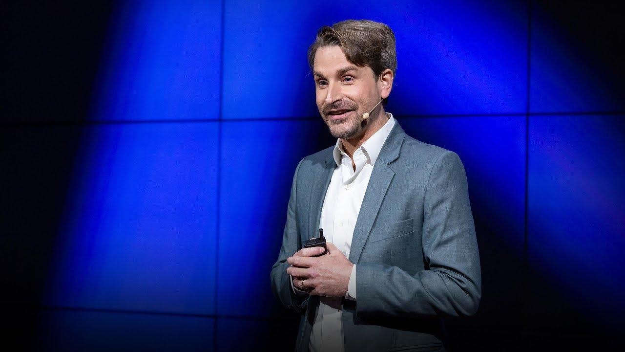 How tech companies deceive you into giving up your data and privacy | Finn L&uuml;tzow-Holm Myrstad