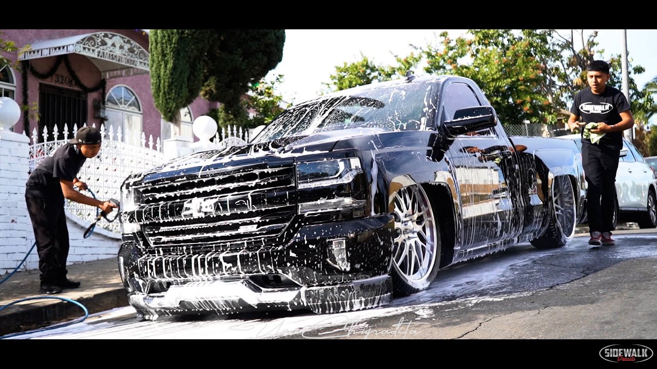 Truckin Around's Giveaway Truck in for a WASH!!