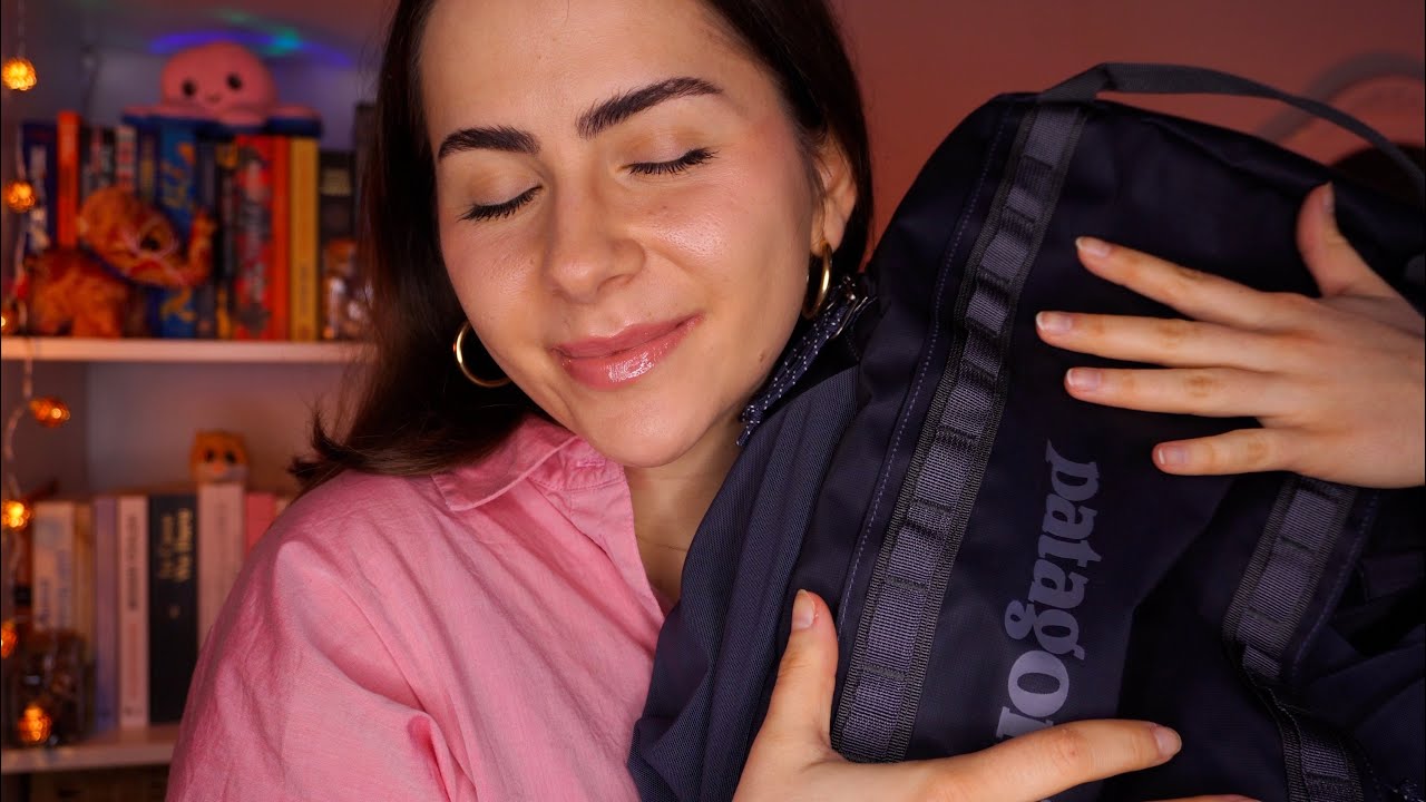 ASMR What's in my Gym bag?