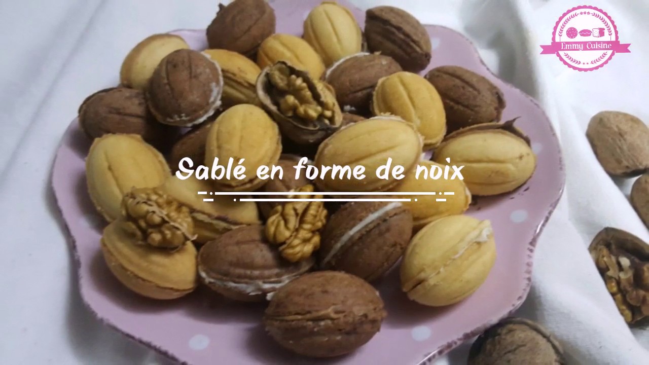 Sabl&eacute; en forme de noix   (El Djouza, zouza ou Ghargh&acirc;a)