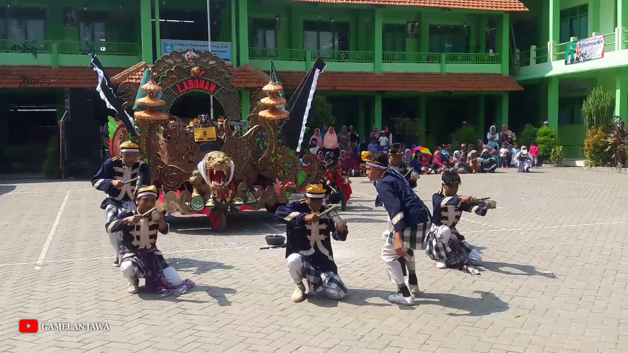 Tongklek Pantai Agung Budoyo - Festival Tongklek Solokuro Lamongan