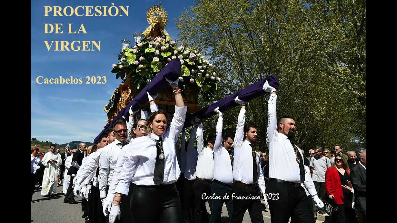 Procesión de la Virgen de la Quinta Angustia 2023 en Cacabelos