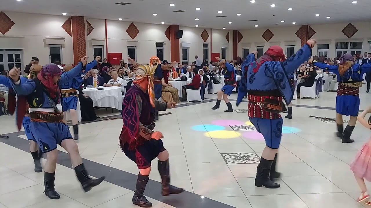 islamoğlu Kütahya Simav Sarı ve mor zeybekler Canın Düğünü
