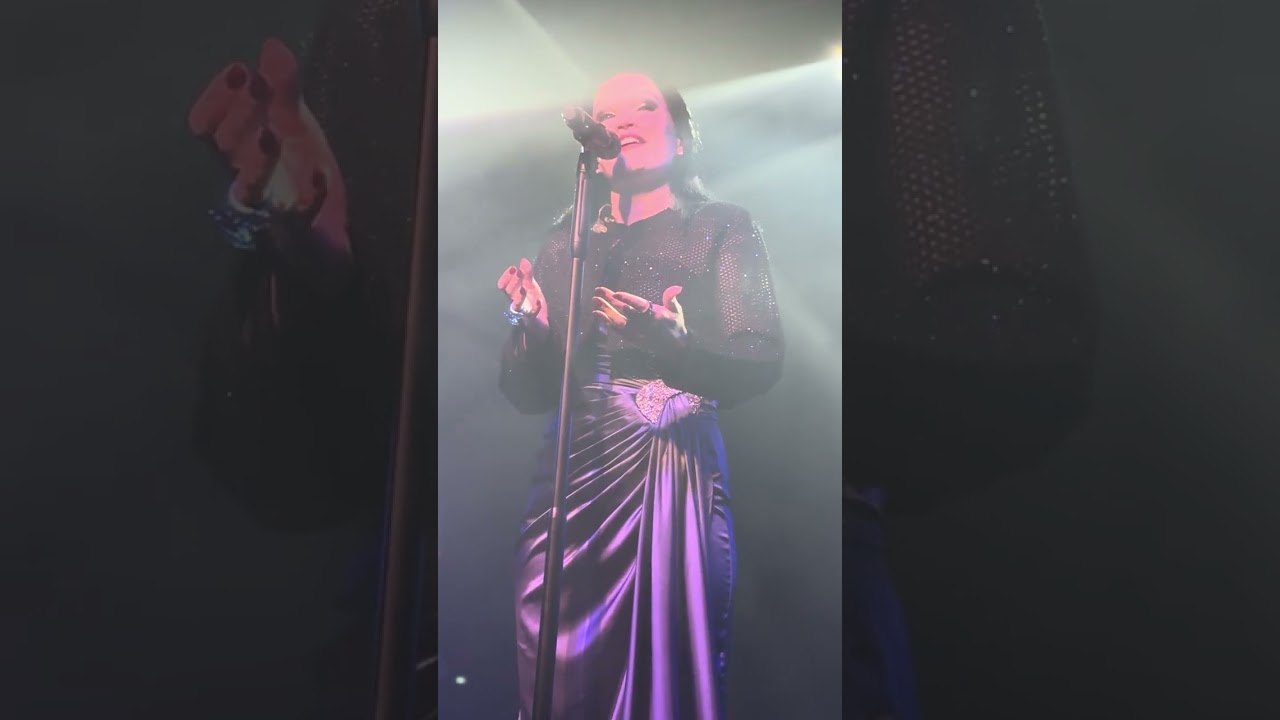Tarja Turunen „Ave Maria“ (OWN COMPOSITION) - Hamburg, Germany (10.12.25)